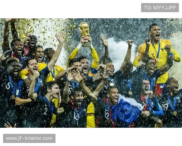 巴萨盛产中场法国常出顶级中卫