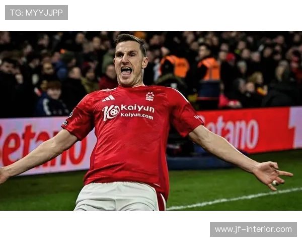 曼联拟对马丁内斯红牌提出上诉 曼联拟对马丁内斯红牌提出上诉